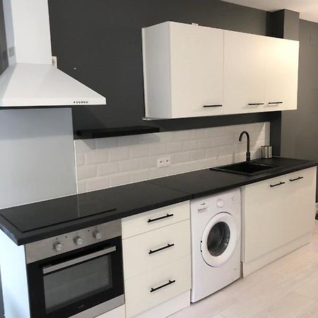 Cosy Appartement Au Plein Centre De Ruffec Εξωτερικό φωτογραφία