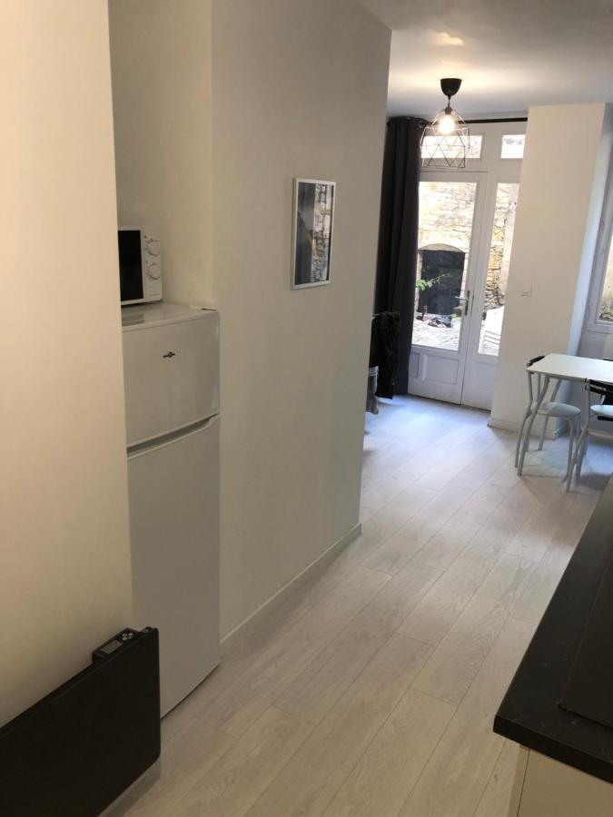 Cosy Appartement Au Plein Centre De Ruffec Εξωτερικό φωτογραφία